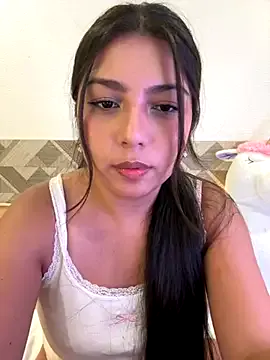 _Alice_1 – webcam model profile photo Image 18