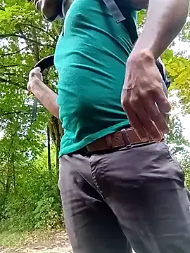 PumaShyXD – webcam model profile photo Image 14