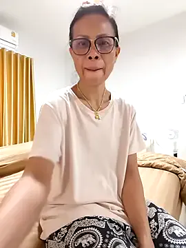 NattyNash – webcam model profile photo Image 4