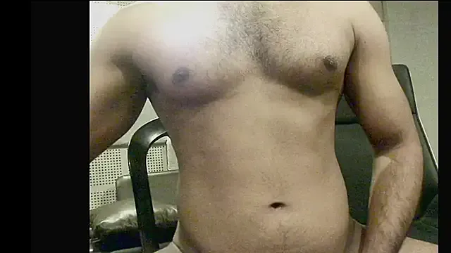 maataaan – webcam model profile photo Image 5