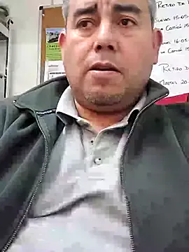 Hot_Mayra25 – webcam model profile photo Image 2