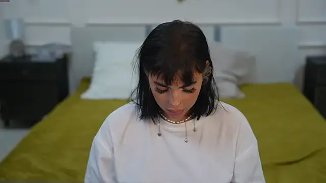 Marakuia054 – webcam model profile photo