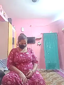 zui_lu – webcam model profile photo Image 16