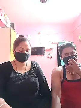 zui_lu – webcam model profile photo Image 18