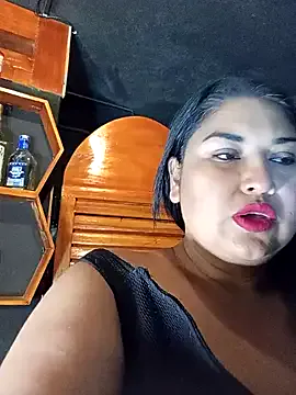 roouse – webcam model profile photo Image 19