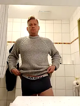 Ex_Mairu01 – webcam model profile photo Image 5