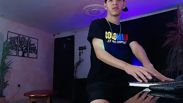 SherlynBhabhi – webcam model profile photo Image 7