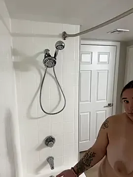 GouGou-111 – webcam model profile photo Image 9