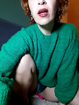 zui_lu – webcam model profile photo Image 5