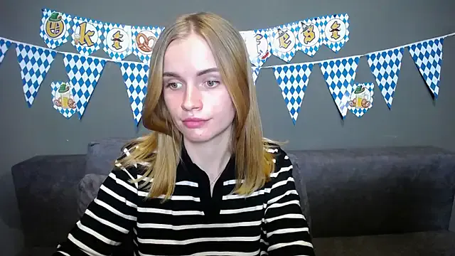 TeffyLaRose – webcam model profile photo Image 19