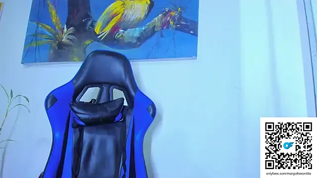 Playful_Adriana – webcam model profile photo Image 16