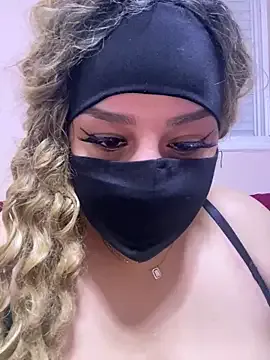 JosiePelthon – webcam model profile photo Image 2