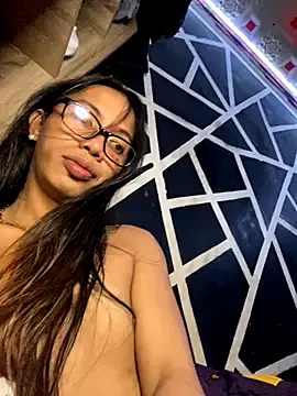 Iam_FernandaH – webcam model profile photo Image 16