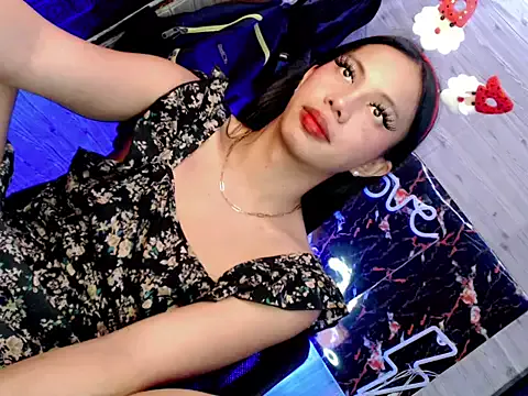 NinaVegas cam model Image 4