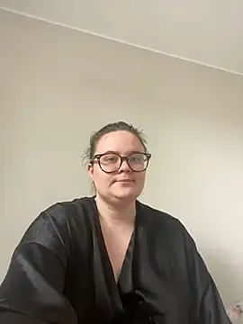 alicee16 – webcam model profile photo Image 3