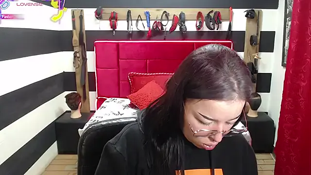 Megu_Melon – webcam model profile photo Image 9