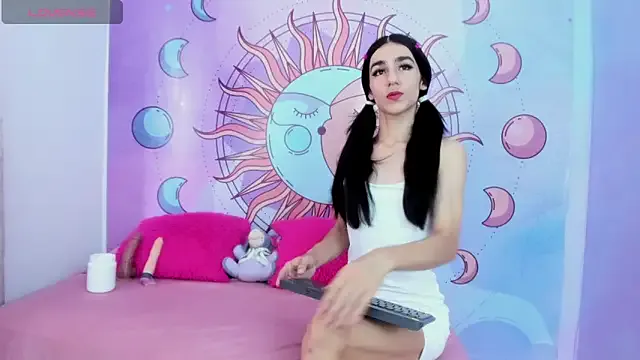 LushianaFitness – webcam model profile photo Image 3