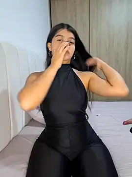 Mia--meow – webcam model profile photo Image 5