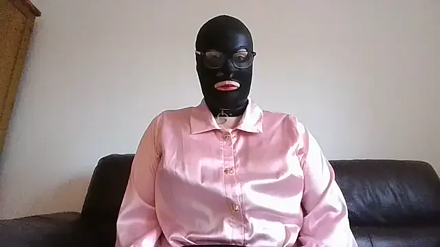 Queen_sofiyaa – webcam model profile photo Image 7