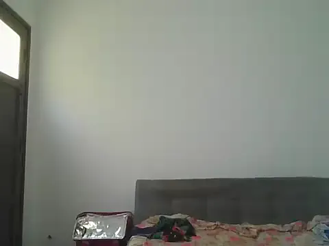 LadyRochester – webcam model profile photo Image 1