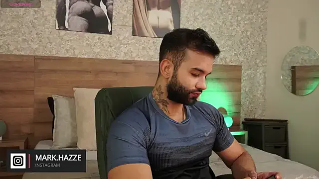  – webcam model profile photo Image 11