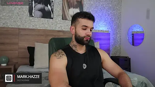  – webcam model profile photo Image 4