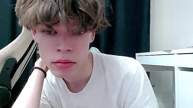 maataaan – webcam model profile photo Image 17