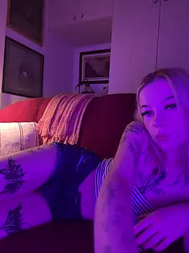 AmeliaBrilliants – webcam model profile photo Image 7