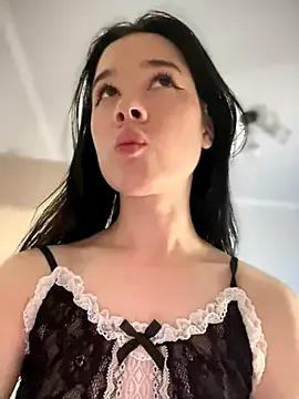 MariyaNovak – webcam model profile photo Image 8
