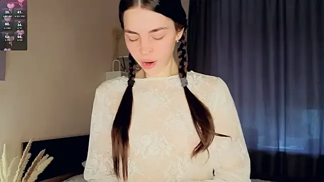 GaiaEvans – webcam model profile photo Image 2