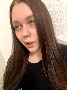 maataaan – webcam model profile photo Image 17