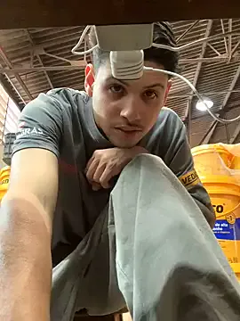 GouGou-111 – webcam model profile photo Image 14