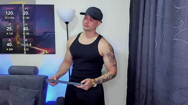  – webcam model profile photo Image 4
