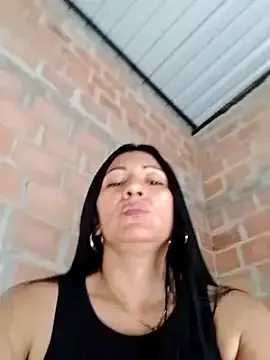 HillaryLewis – webcam model profile photo Image 17