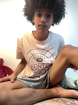  – webcam model profile photo Image 18