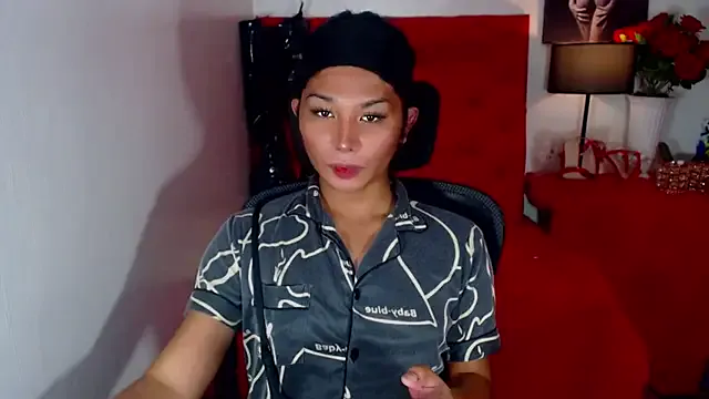 Family02 – webcam model profile photo Image 4