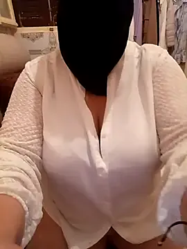 its_amesha – webcam model profile photo Image 15