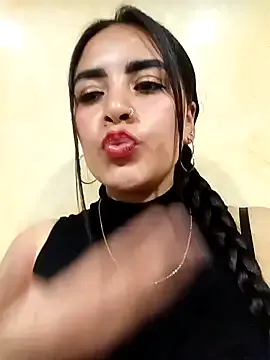 ManaMi-maru – webcam model profile photo Image 6