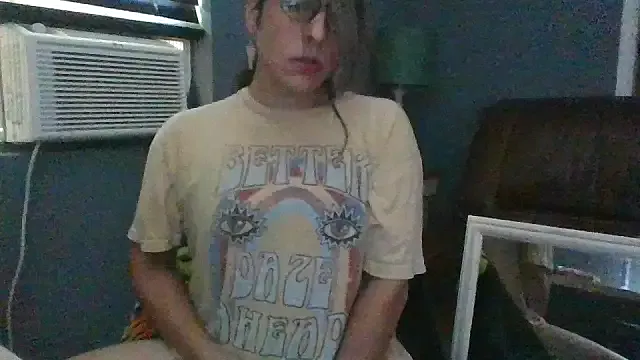 _Alicee_1 – webcam model profile photo Image 14