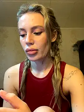 IvettePrice – webcam model profile photo Image 11