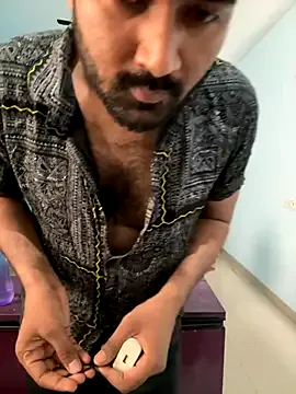 RYUTA_9911 – webcam model profile photo Image 7