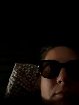 melanie75020 – webcam model profile photo