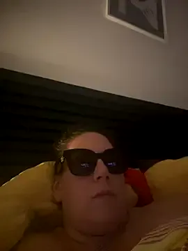 ManaMi-maru – webcam model profile photo Image 11