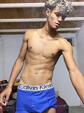 Blasian_Sex98 – webcam model profile photo Image 14