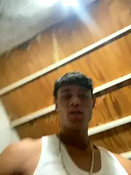 yuuki8910 – webcam model profile photo Image 2