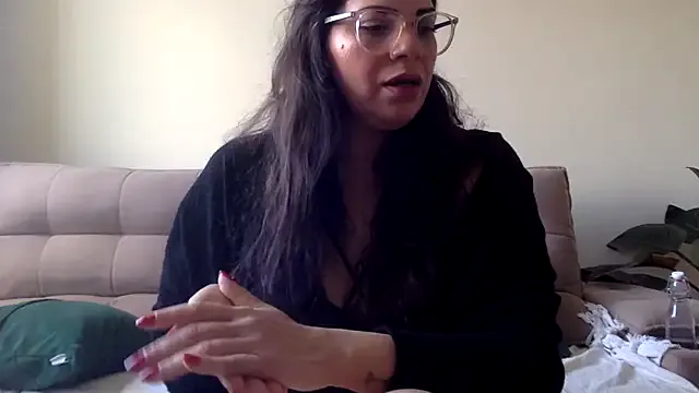 KaliWalker – webcam model profile photo Image 10