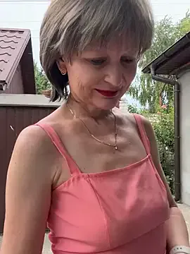 _Alice_1 – webcam model profile photo Image 12