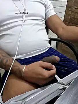 _chanMOMO_ – webcam model profile photo Image 3