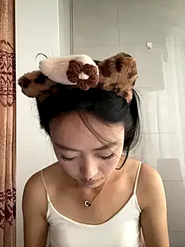 charlotte_stevenss_ – webcam model profile photo Image 14