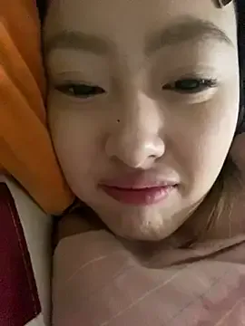 charlotte_stevenss_ – webcam model profile photo Image 2